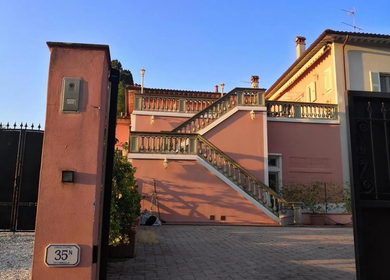 アパート Casa Vacanza Campagna Empoli Terrazzo Belvedere Granaiolo イタリア